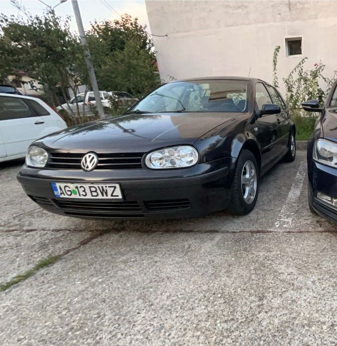 Vand Golf 4 1.4 16v, an fabricatie 2004, 262560 km