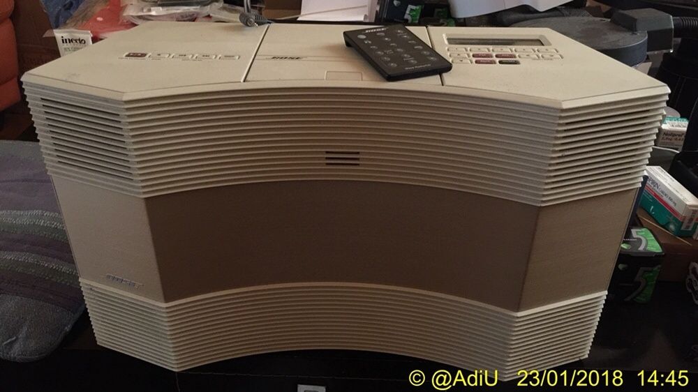 Bose Acoustic Wave Music System 2.1 CD, radio, aux, telecomandă