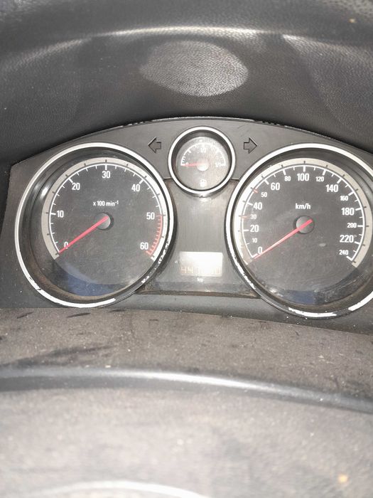 Opel astra de vanzare an 2005 itp valabil 13/11/2026