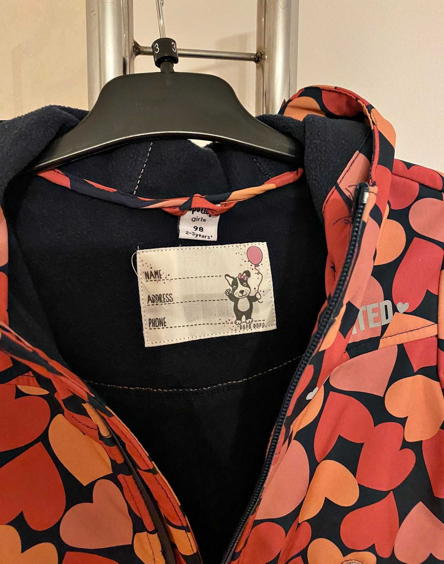 Geaca softshell primavara-toamna cu imprimeu inimioare - MARIME 98