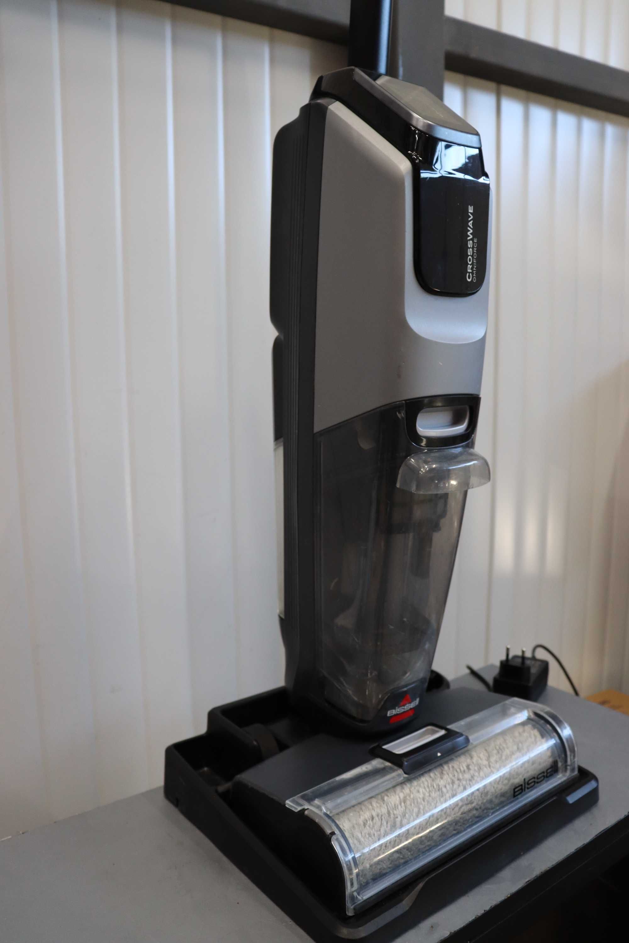 Прахосмукачка за сухо и мокро почистване Bissell CrossWave OmniForce