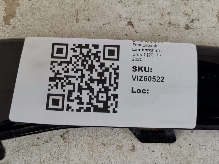 Орнамент Предна Броня Дясна Ламборджини Урус / Lamborghini Urus 1 [ -