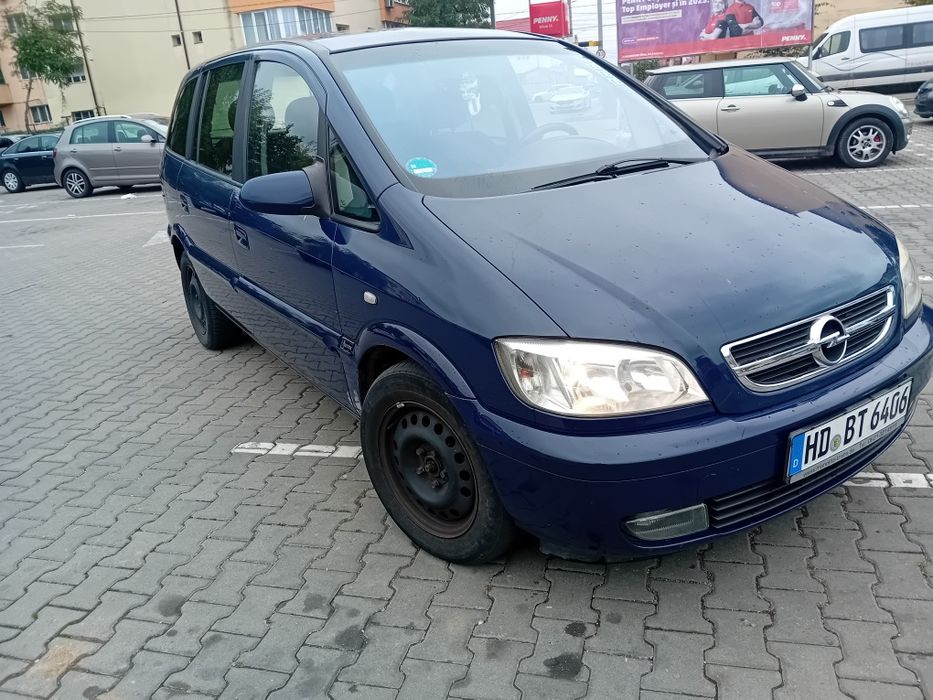 Vând Opel Zafira accept si schimb
