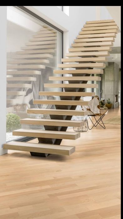 Trepte și accesorii din lemn masiv – montaj simplu, aspect elegant