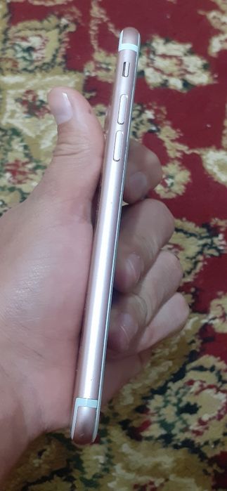 iPhone 7 128GB Gold