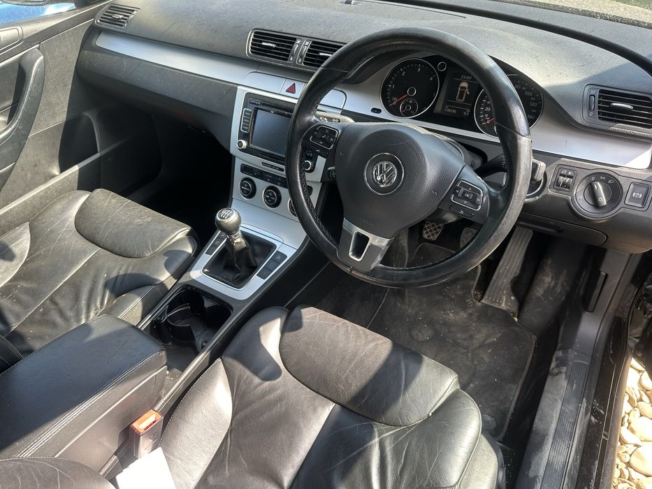 Dezmembrez Volkswagen Passat b6 Cbab