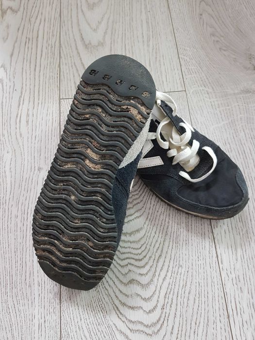 Маратонки New Balance 37.5 номер