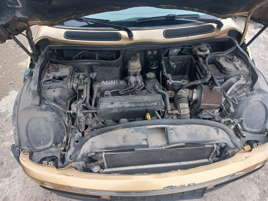 Мини купър 1.6 бензин на части