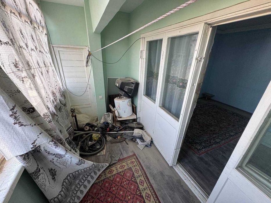 СРОЧНО !! Продается квартира в Яшнабаде 2/5/9 ( 55 кв/м ) Панеллий