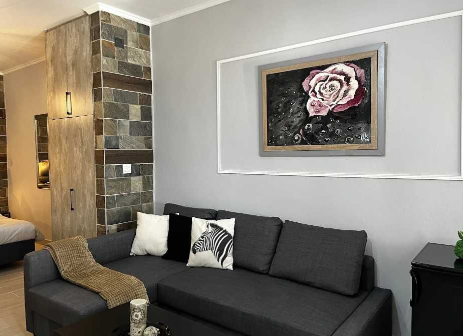 Дава се под наем Едностаен апартамент в Пловдив, Младежки Хълм - 32 кв.м за 188.7 € - Снимка #1