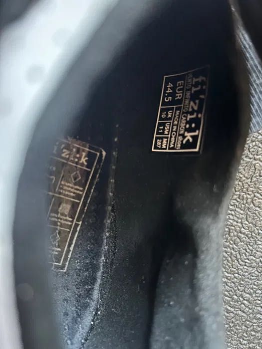 Шосейни шпайкове Fizik Vento Infinito Carbon
