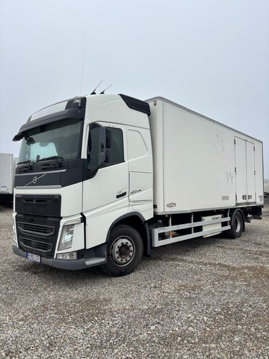 Volvo FH 460  Camion Frigorific  8,5 tone util