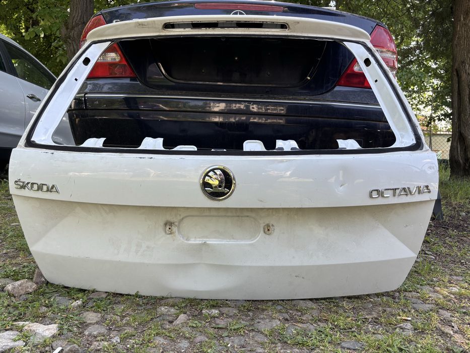 Капак Skoda Octavia 3
