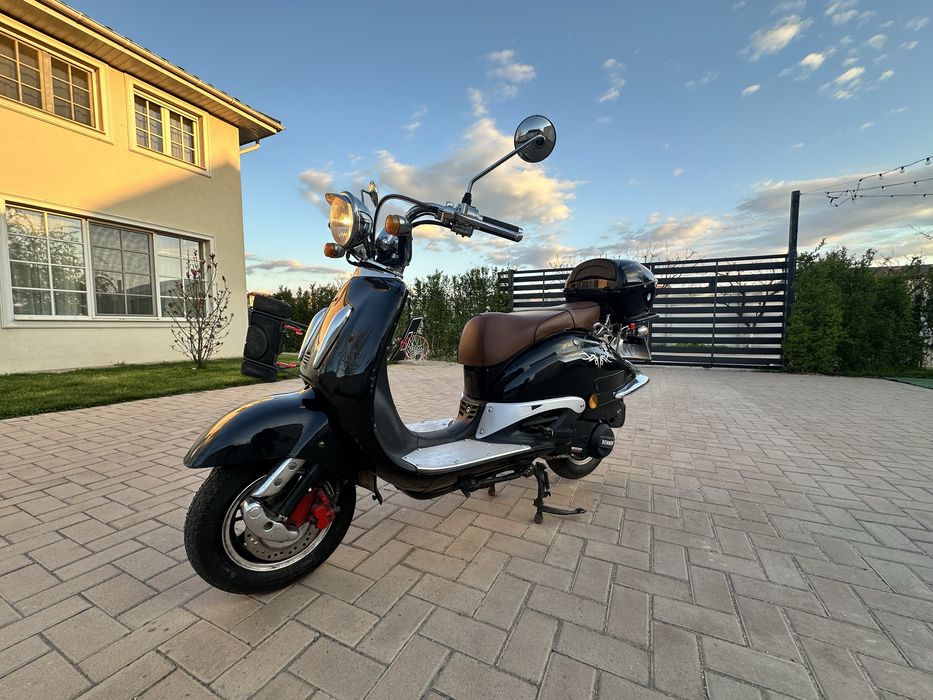 Scuter Retro 125 cm Inmatriculat Ro
