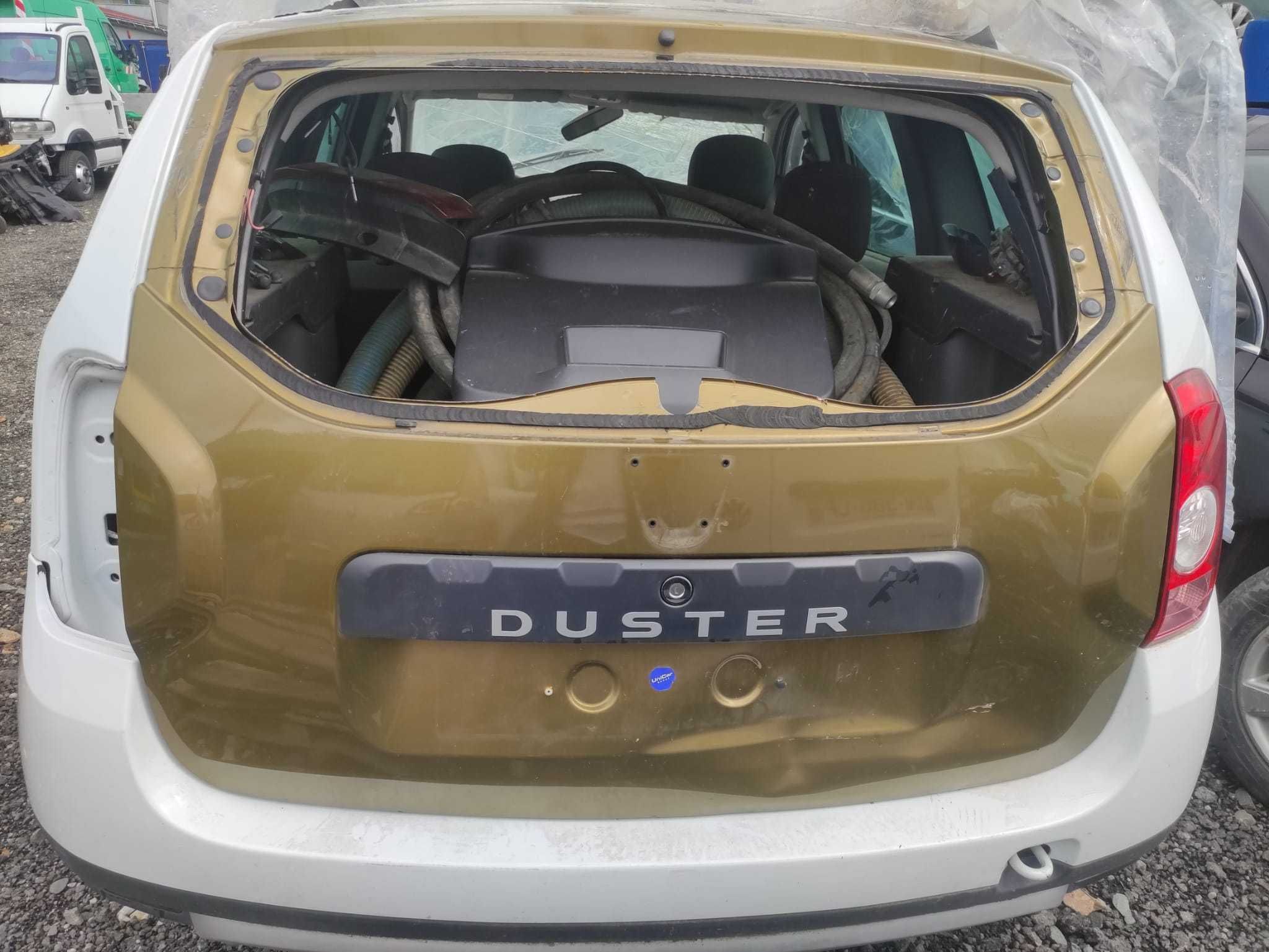 Dezmembrez Dacia Duster, An 2013