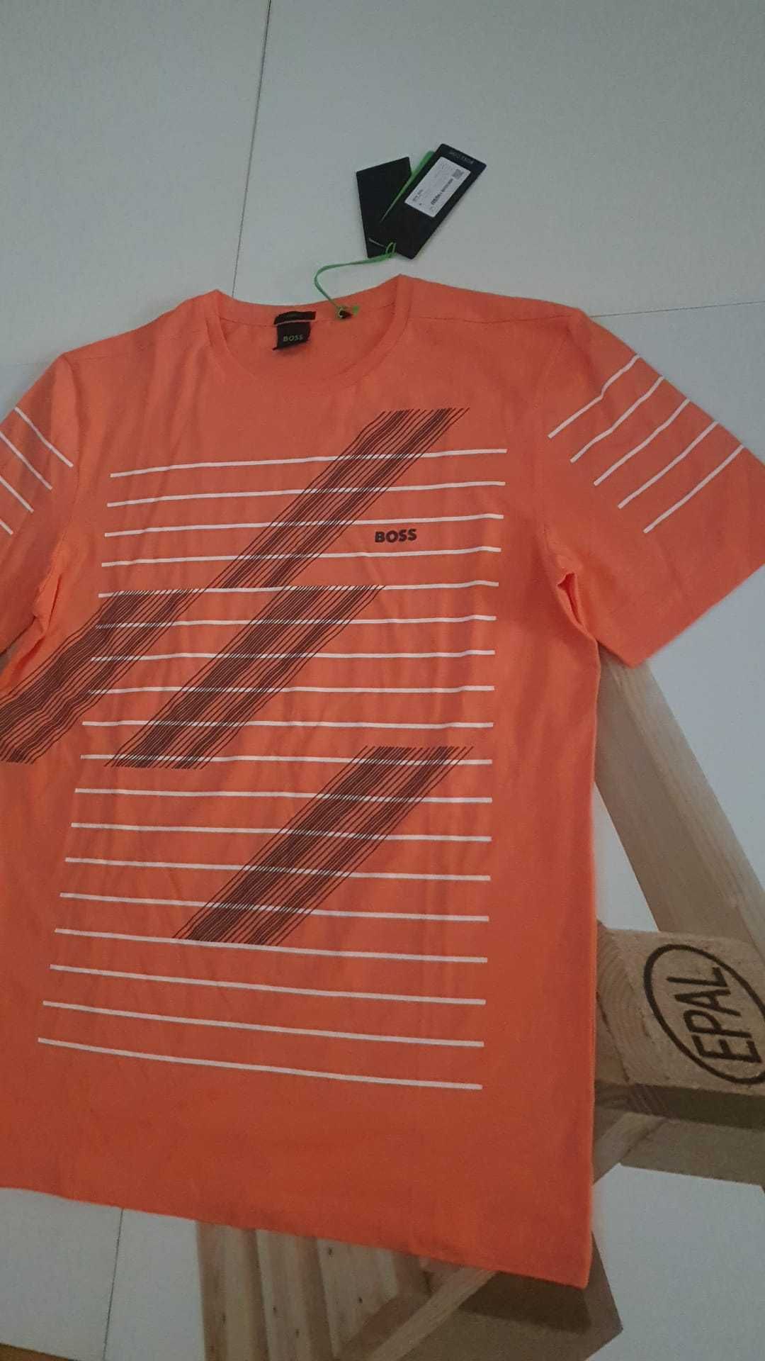 Vand tricou barbati Hugo Boss masura  M si L original nou cu eticheta