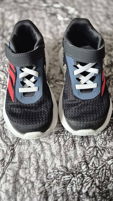 Adidas copii marimea 26