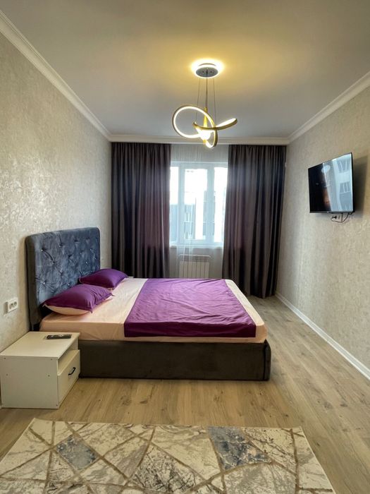 Посуточно квартира в центре. Актобе Ажары 11 мкр. 8 мкр. 12 мкр.