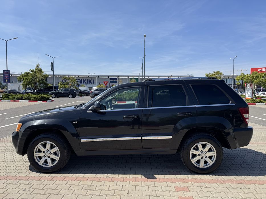Vând jeep grand cherokee 3.0 diesel facelift