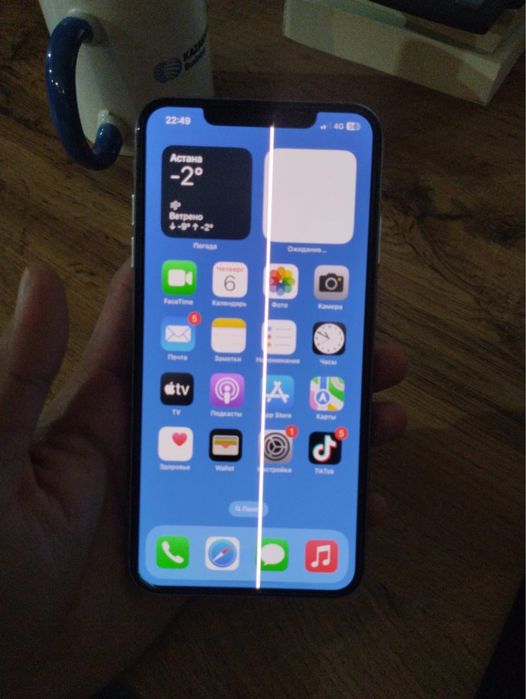 Продам айфон хс макс
