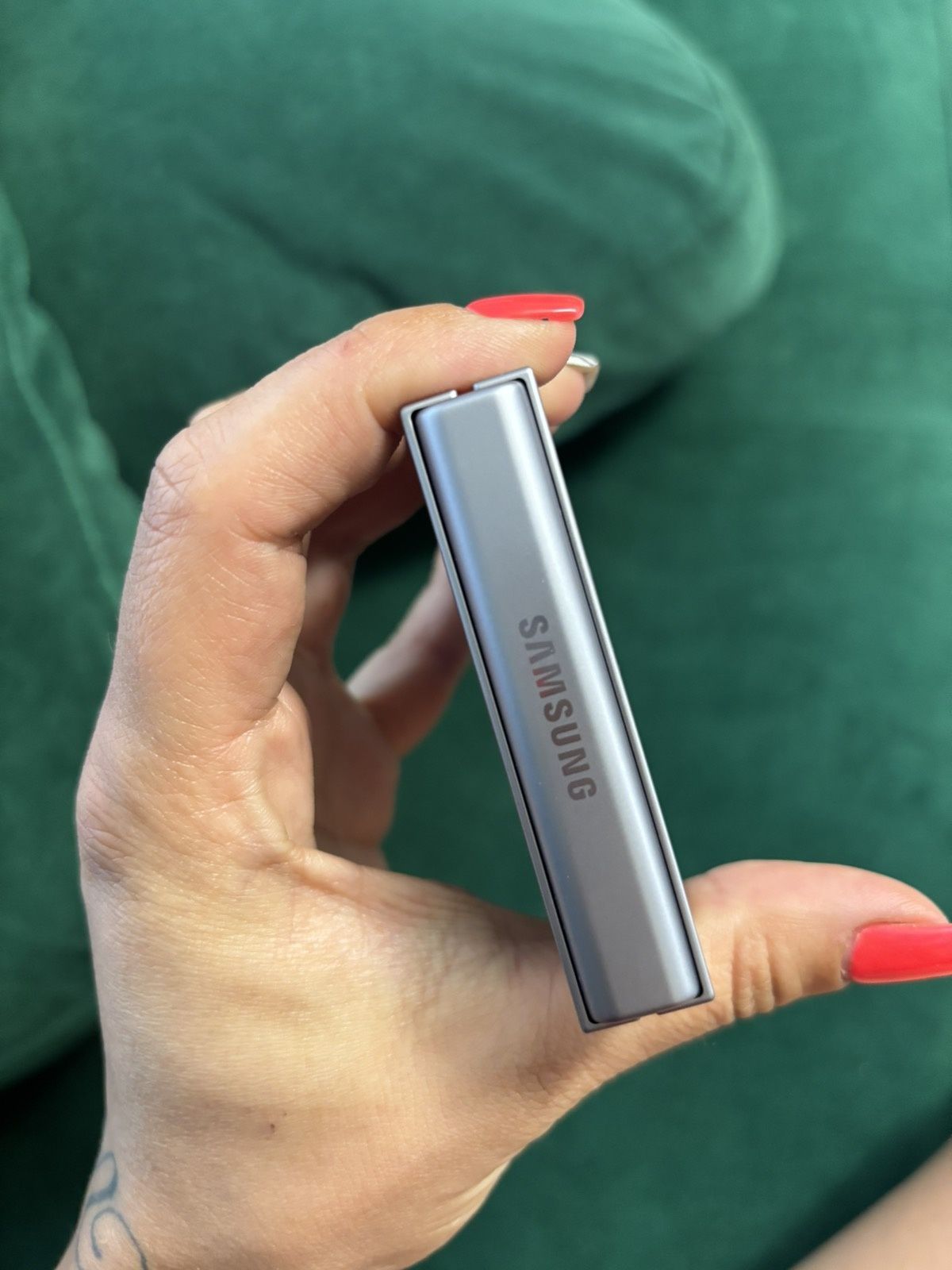 Samsung z flip6 като нов