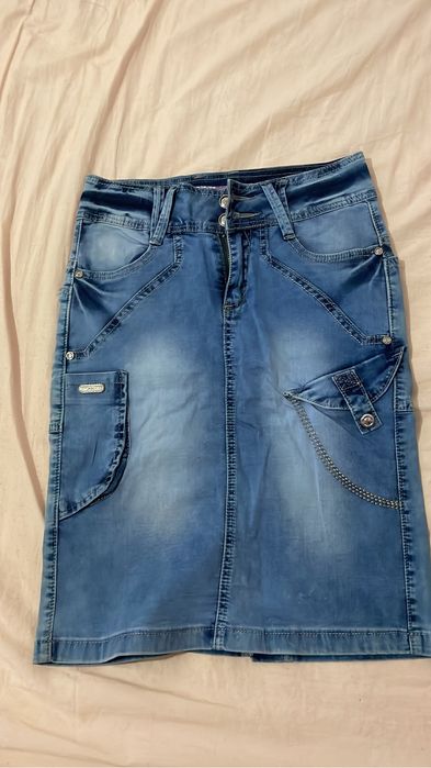 Продам новые юбки за 2000