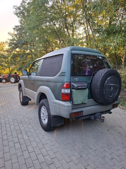 Toyota Land Cruiser j90