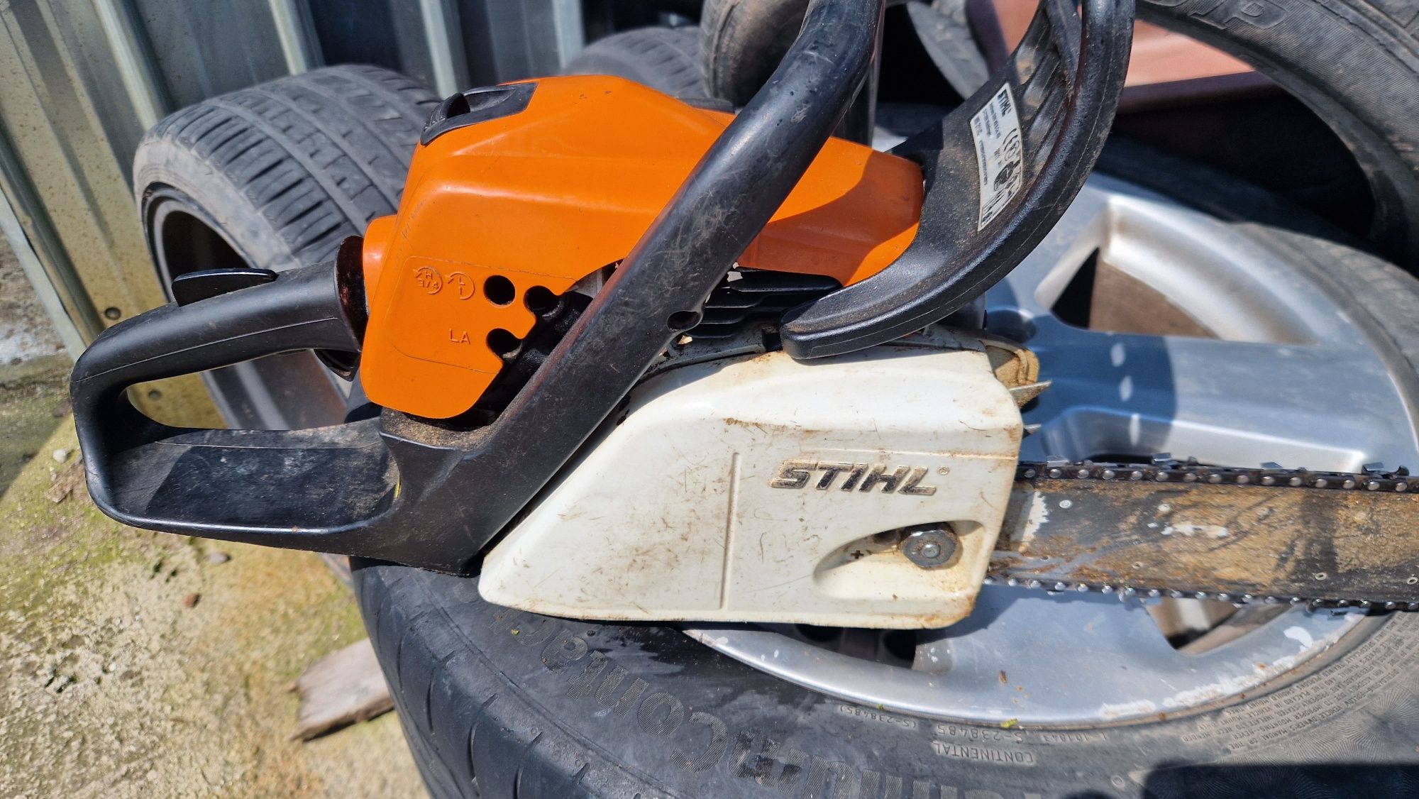 Моторна резачка stihl 211