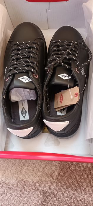 Нови дамски маратонки от еко кожа Lee COOPER