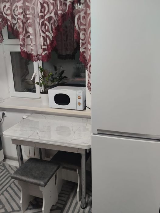 В центре сдаётся 2 ком.кв.Све