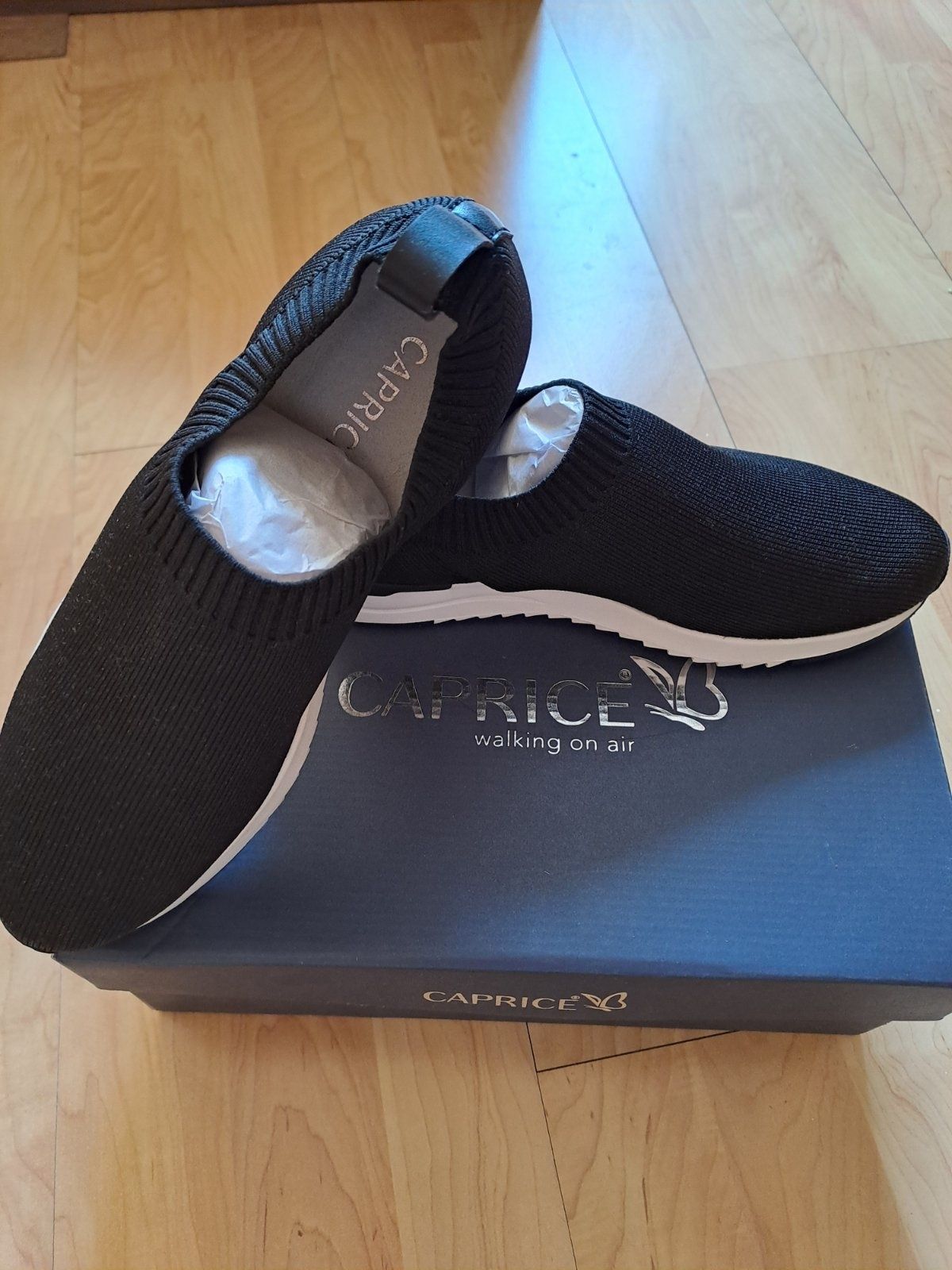 Дамски маратонки Caprice, Puma 37, S.Oliver 37,New balance 43