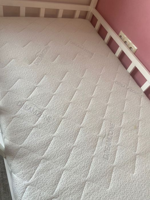 Детско легло къщичка Монтесори + матрак, размери 190х90см.