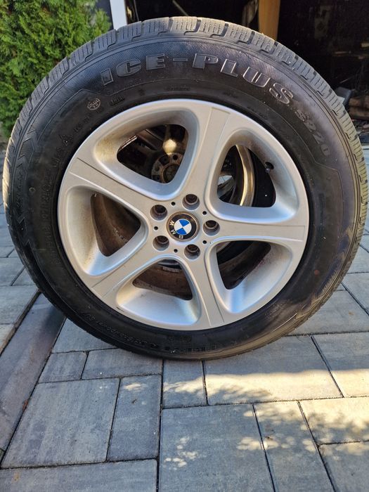 Jante originale BMW 18” cu anvelope iarnă 255/55 R18