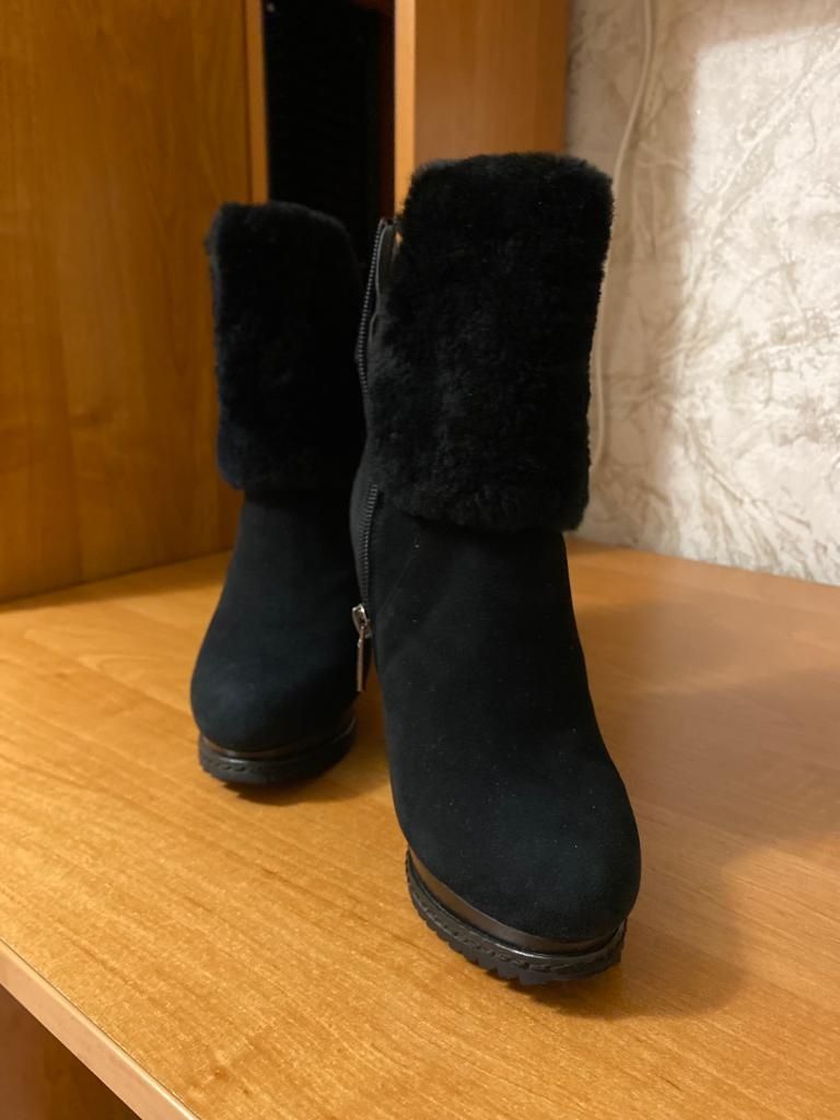 Продам ботильоны  зимние