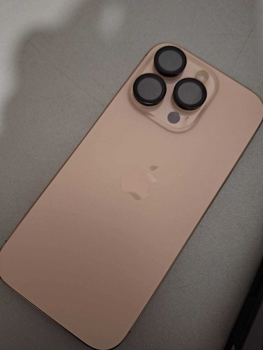 Iphone 16 Pro *** TITANIUM ***