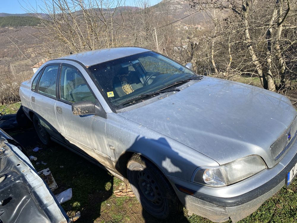 Volvo S40 2000г само на част