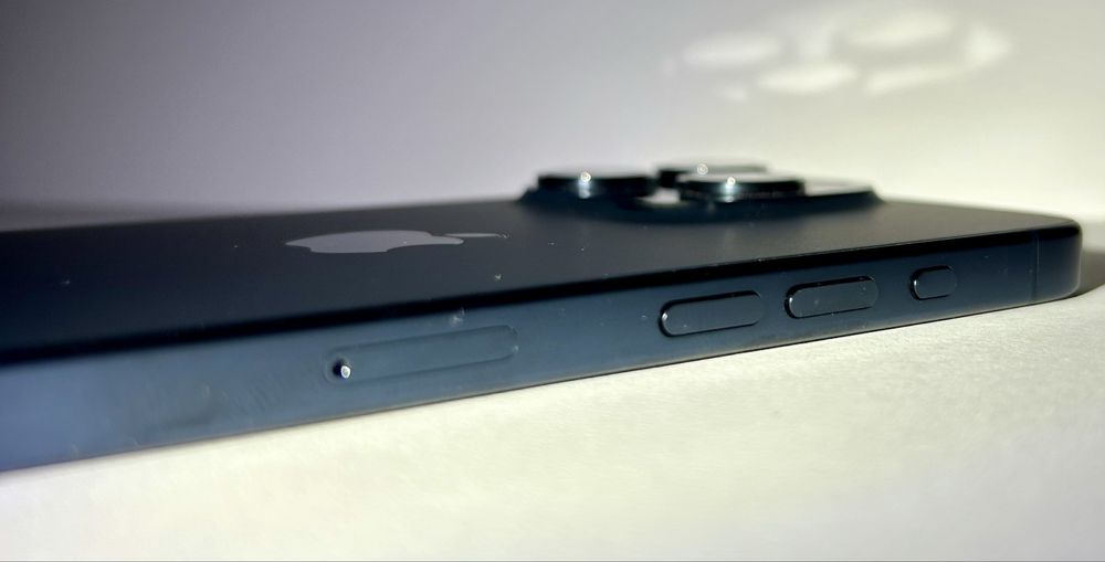 Като нов! Iphone 15 Pro 128Gb