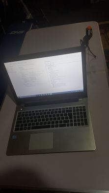 Asus i5 hdd 1T ram 8 touchscreen