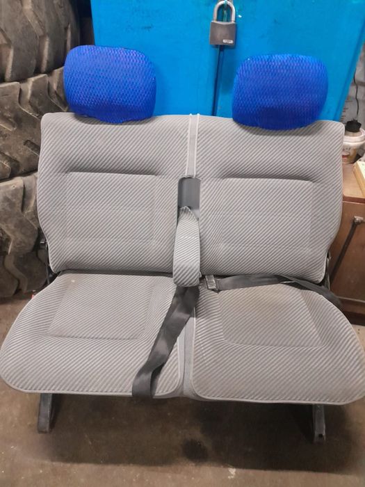 Второ ряд сидения для микроавтобуса