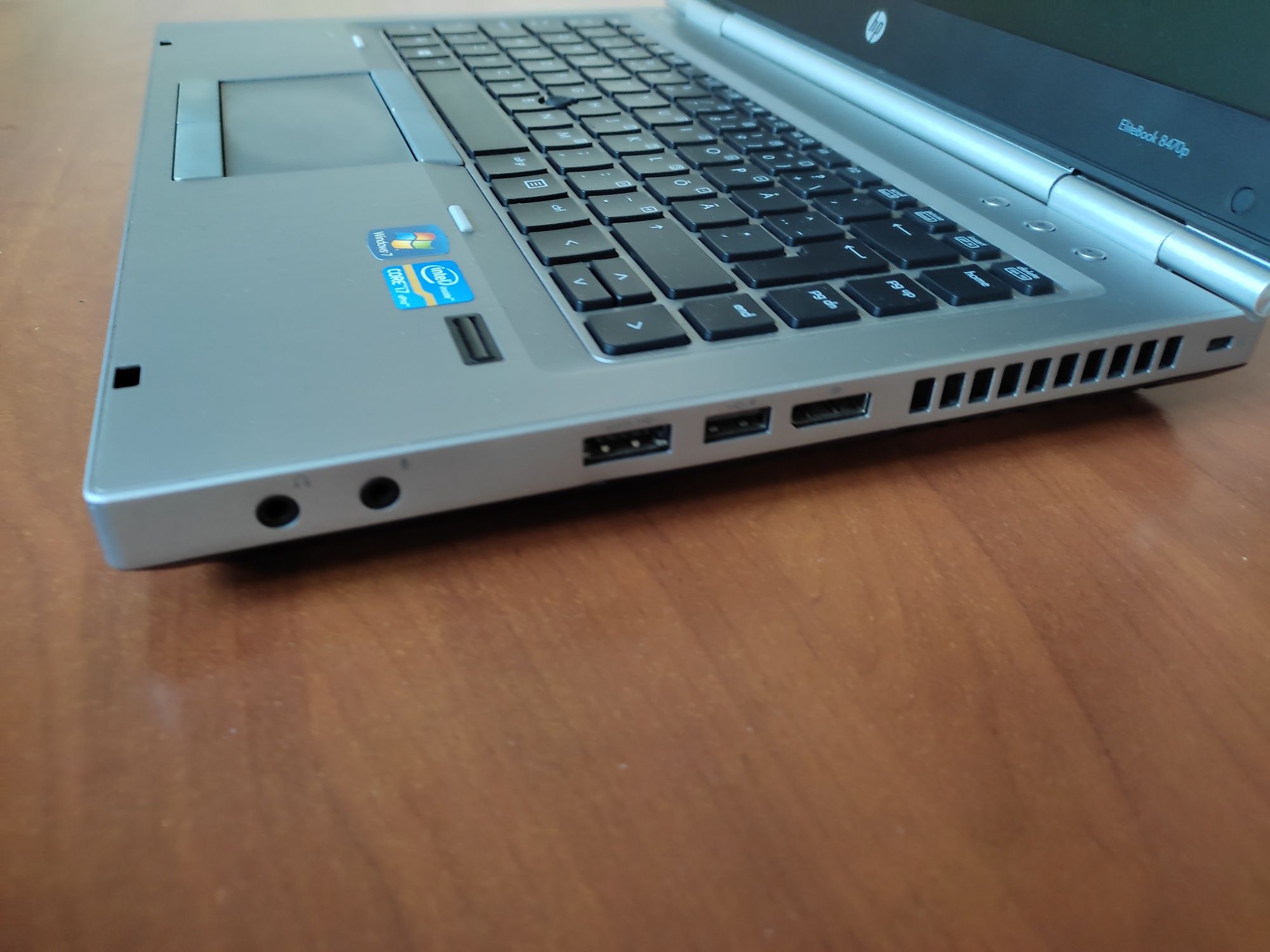 HP EliteBook 8470p Intel core I7 3то поколение Ati HD 7570