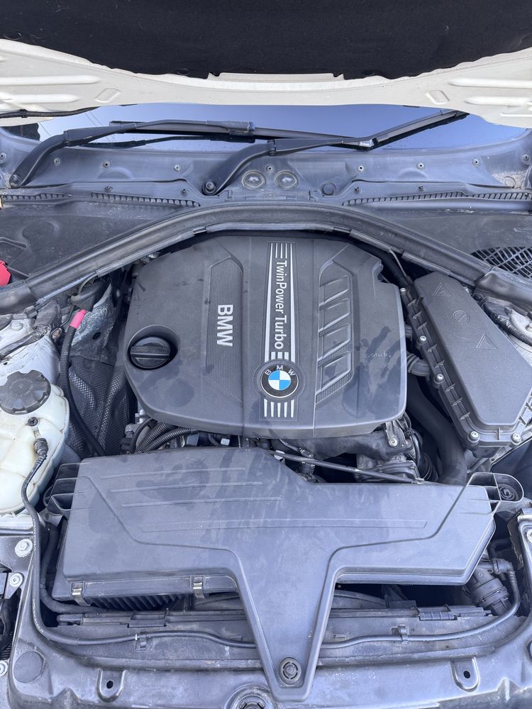 Dezmembrez bmw seria 3 f30 2012 2.0 diesel