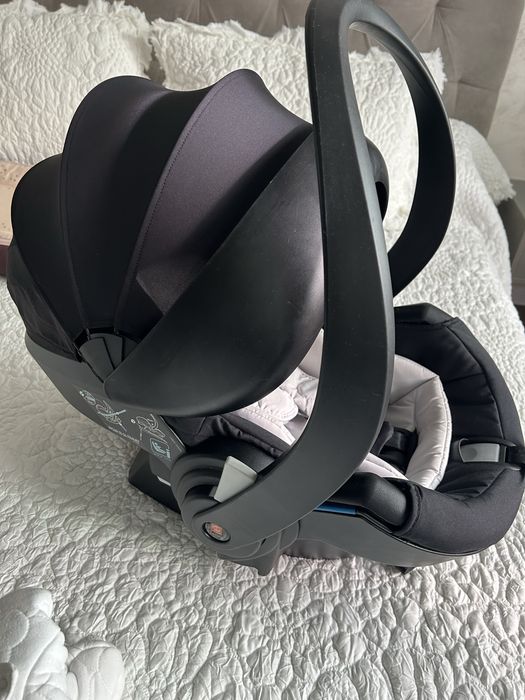 Столче за кола STOKKE Izi go modular X1 BY BESAFE