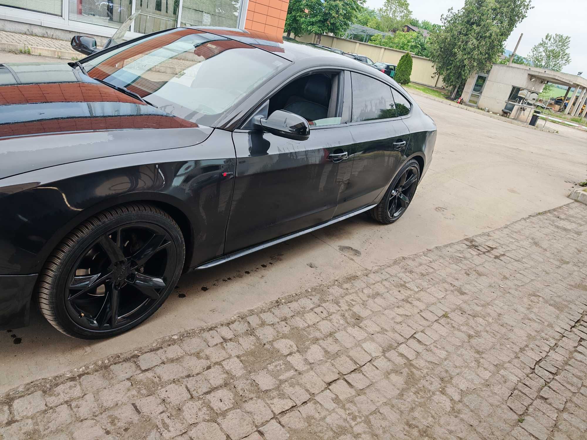 Audi A5 На части