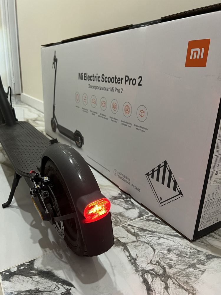 Электросамокат xiaomi electric scooter pro 2 в лучше состоянии!