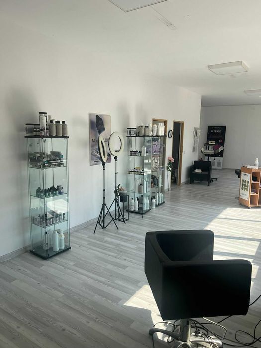 Inchiriez spatiu comercial in Alexandria