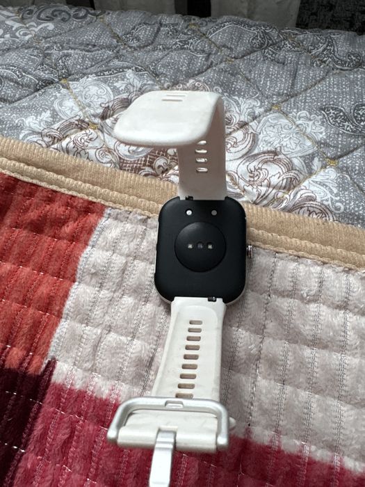 Смарт часы в и деальном состоянии