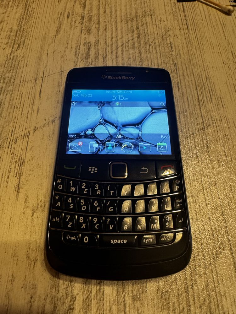 BlackBerry 9780 bold