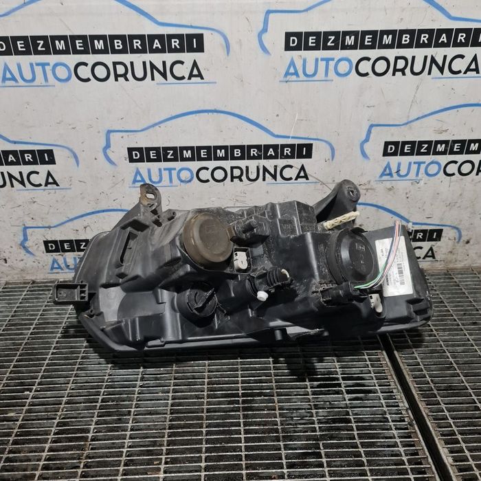 Far Stanga Dacia Sandero 2 Facelift 2016 - 2020 Hatchback 4 Usi (1327) Fara xenon ...