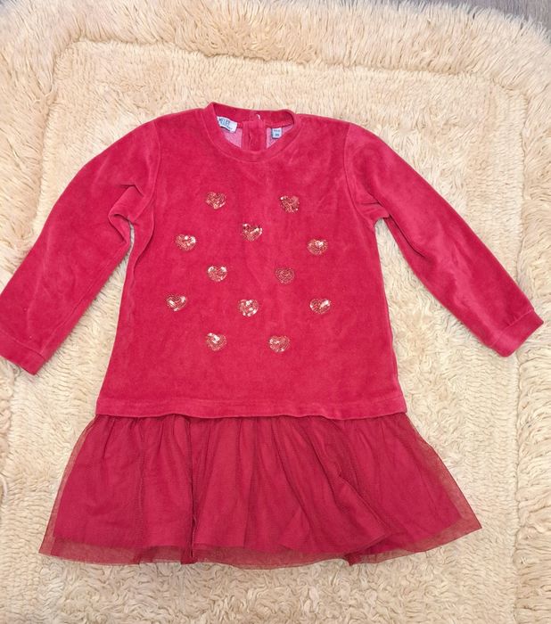 Vand rochita de craciuni  mar:18 luni