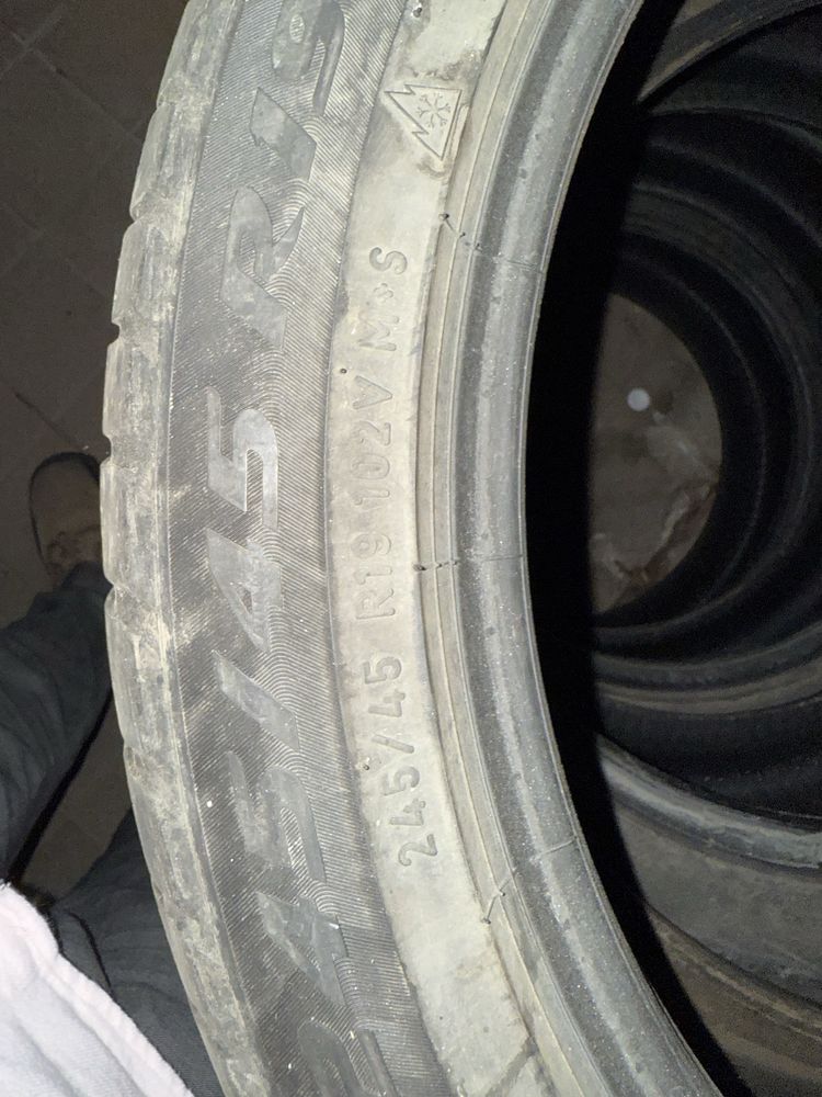 245 45 19 Pirelli M+S ocazie